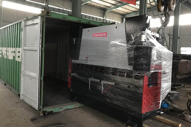 出口100T/3200数控折弯机